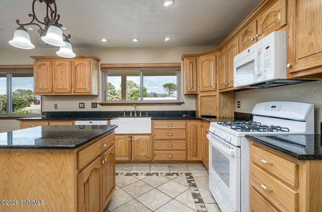 1840 Las Tunas Drive, Las Cruces, NM 88011