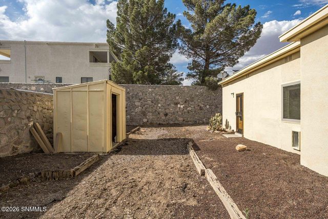1840 Las Tunas Drive, Las Cruces, NM 88011