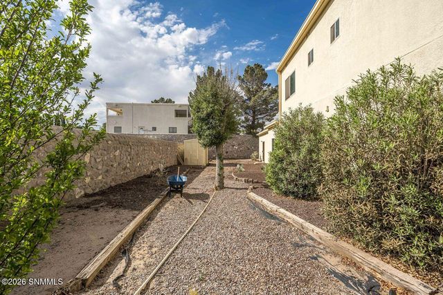 1840 Las Tunas Drive, Las Cruces, NM 88011