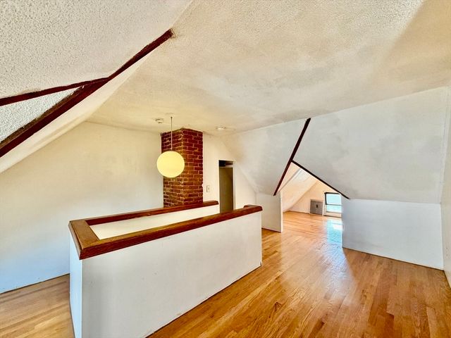 133 Marlboro St 5, Quincy, MA 02170