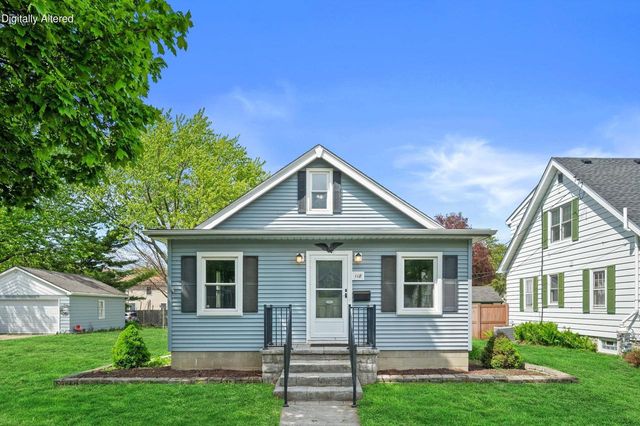 118 W Roberta AVENUE, Waukesha, WI 53186