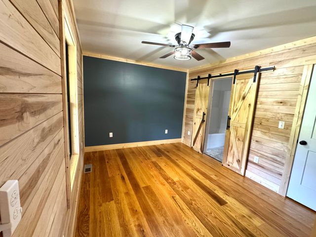 60 Pumpkin Creek Circle, Jamestown, KY 42629
