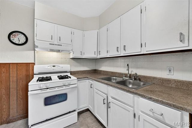 2936 Hilleman Avenue, St Louis, MO 63114