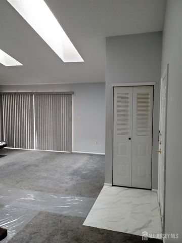 27 Townsend Court, Franklin, NJ 08823