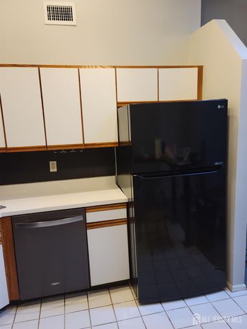 27 Townsend Court, Franklin, NJ 08823