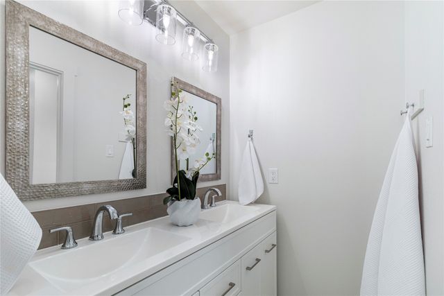 4408 Tiptop Street, Haltom City, TX 76117