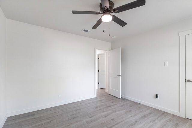 4408 Tiptop Street, Haltom City, TX 76117