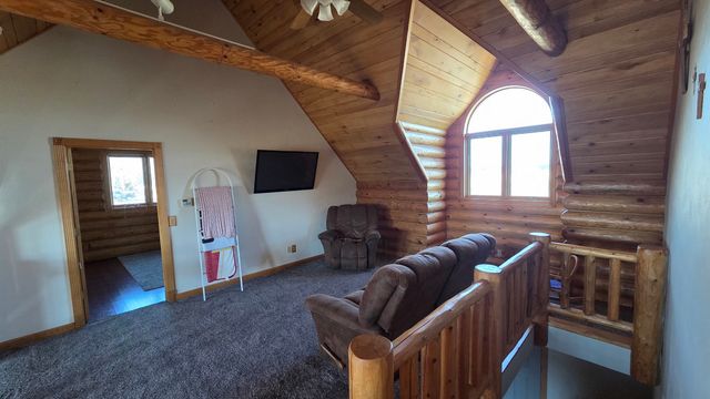 20664 N Brady Street, Davenport, IA 52806