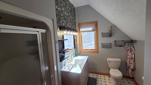 20664 N Brady Street, Davenport, IA 52806