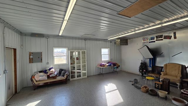 20664 N Brady Street, Davenport, IA 52806