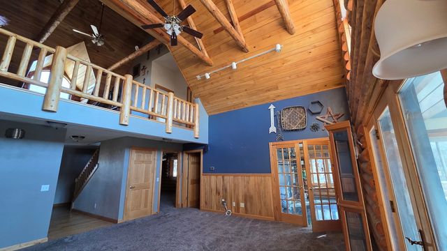 20664 N Brady Street, Davenport, IA 52806