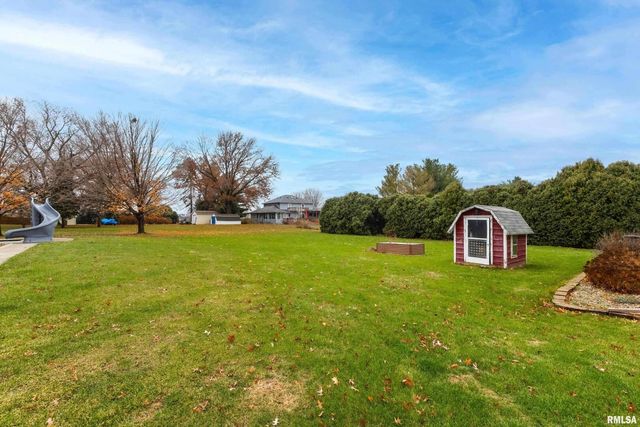 20664 N Brady Street, Davenport, IA 52806