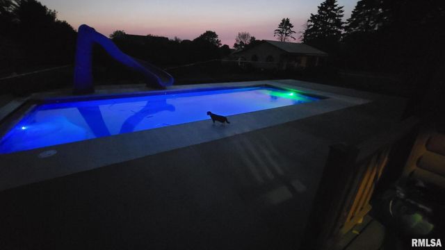 20664 N Brady Street, Davenport, IA 52806