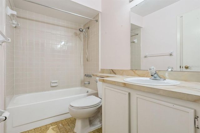 452 BOXWOOD COURT, Kissimmee, FL 34743