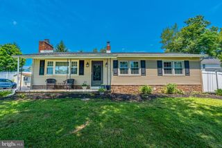 56 TRAPPE RD, Collegeville, PA 19426