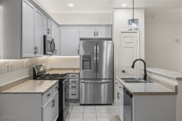 7856 Wildebeest Court, Las Vegas, NV 89149