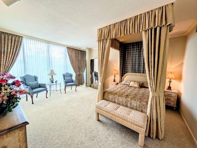 121 N Post Oak Lane 505, Houston, TX 77024