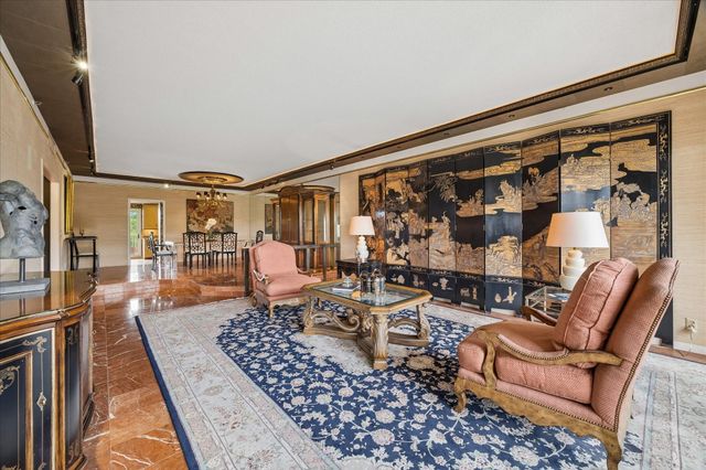 121 N Post Oak Lane 505, Houston, TX 77024