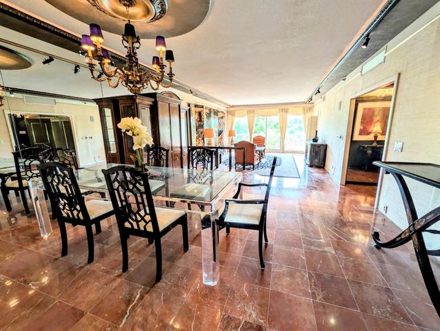 121 N Post Oak Lane 505, Houston, TX 77024