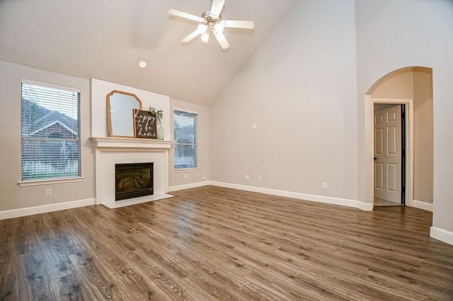 2502 Sun Glen Drive, Pearland, TX 77584