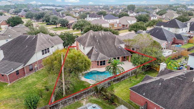 2502 Sun Glen Drive, Pearland, TX 77584