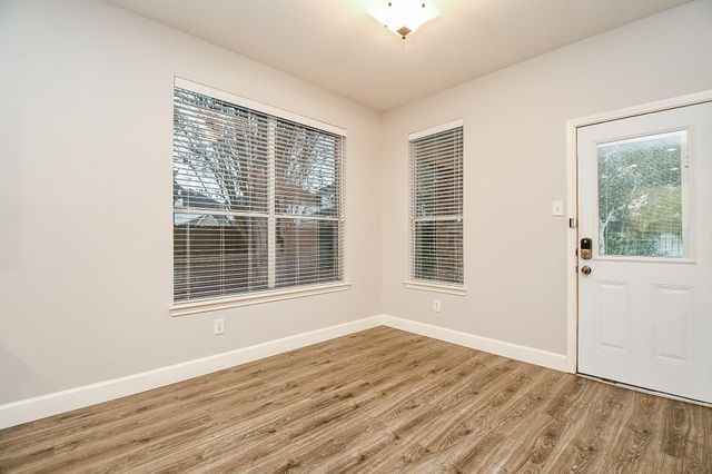 2502 Sun Glen Drive, Pearland, TX 77584