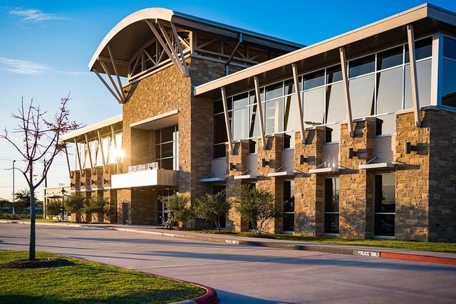 2502 Sun Glen Drive, Pearland, TX 77584