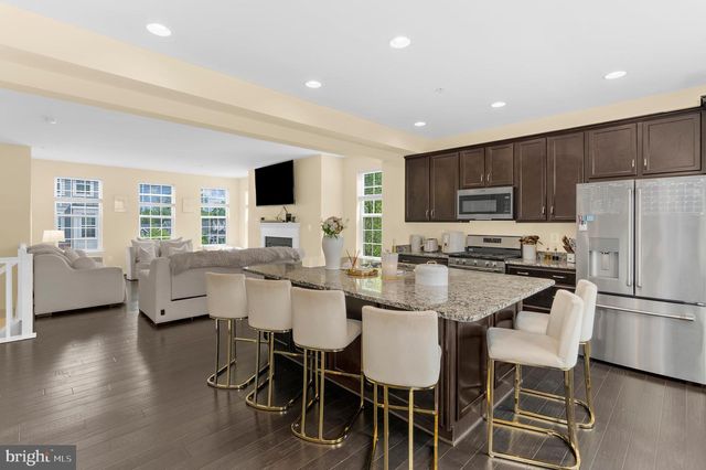 101 GALLOP DR, La Plata, MD 20646