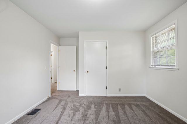 312 Honeyhill Dr, Nashville, TN 37217