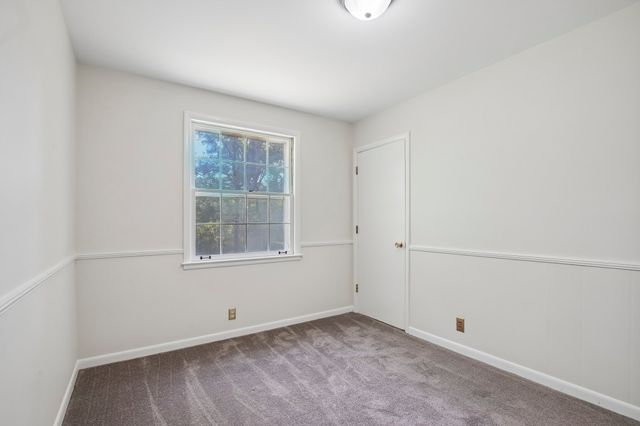312 Honeyhill Dr, Nashville, TN 37217
