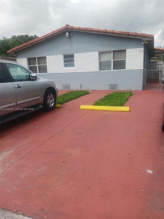 7507 NW 2nd Street 1, Miami, FL 33126