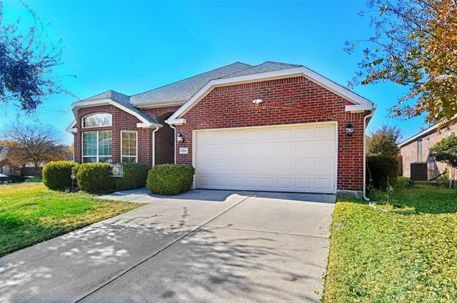 2704 Spring Drive, Mckinney, TX 75072