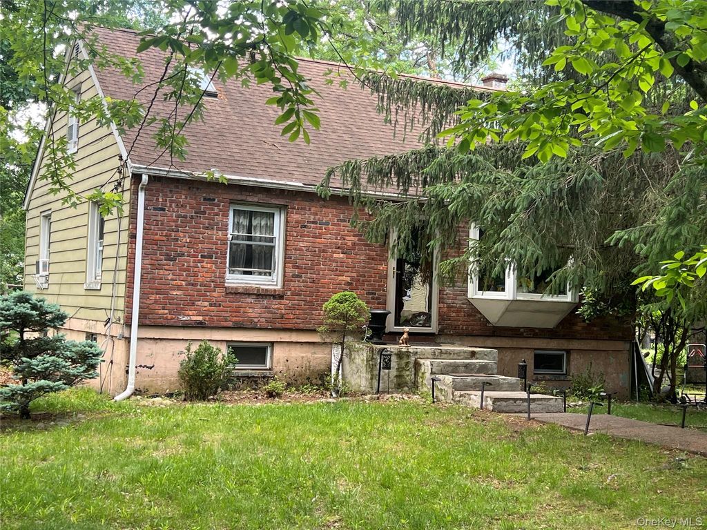 8 Mountain View, Suffern, NY 10901