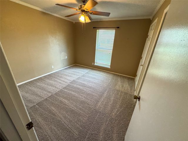 1714 Crescent Drive, Sherman, TX 75092