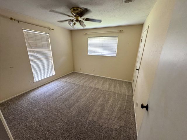 1714 Crescent Drive, Sherman, TX 75092