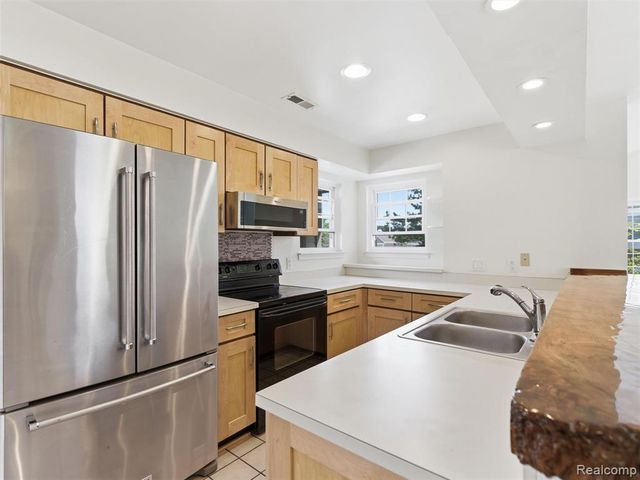 6605 Firestone Court, West Bloomfield, MI 48322