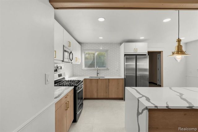 29215 Carlton Street, Inkster, MI 48141