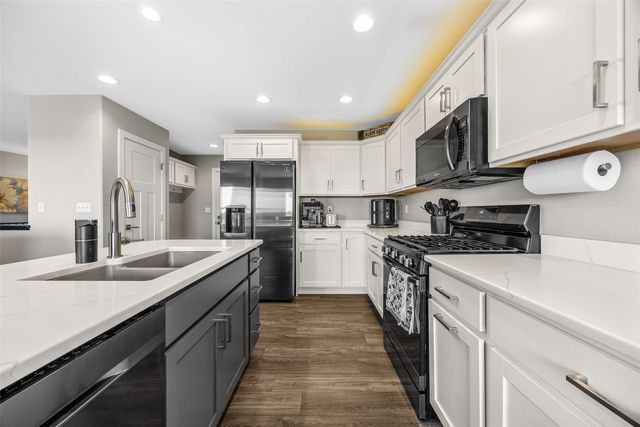 1255 Echo Ridge Lane, Marion, IA 52302