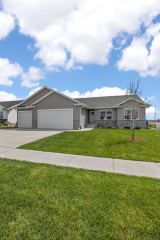1255 Echo Ridge Lane, Marion, IA 52302
