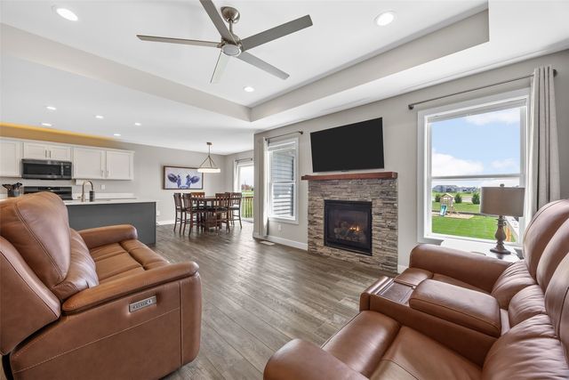 1255 Echo Ridge Lane, Marion, IA 52302