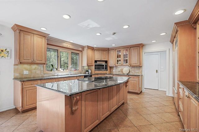 17 Pine Hill Drive, South Salem, NY 10590