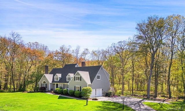 17 Pine Hill Drive, South Salem, NY 10590