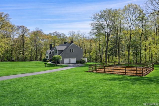 17 Pine Hill Drive, South Salem, NY 10590
