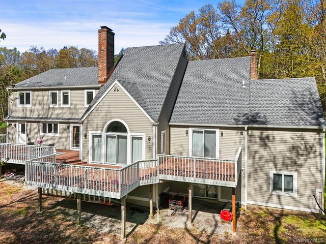 17 Pine Hill Drive, South Salem, NY 10590