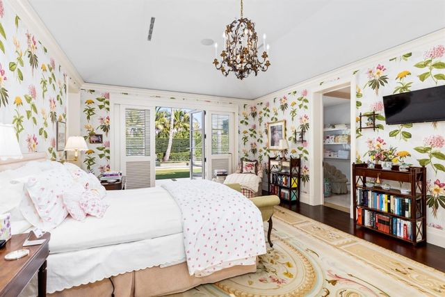 710 S County Road, Palm Beach, FL 33480