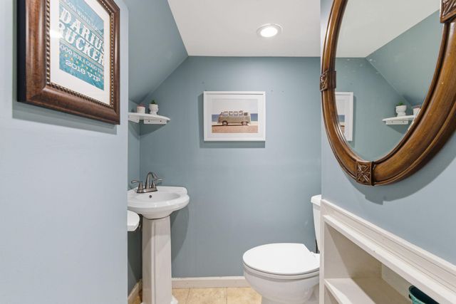 327 GREENBRIAR, Havertown, PA 19083