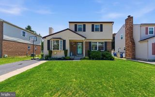 327 GREENBRIAR, Havertown, PA 19083
