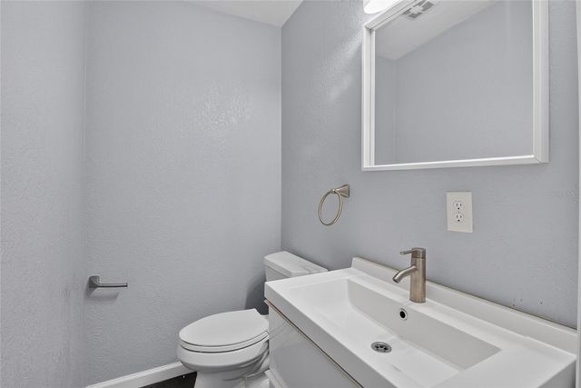 4104 ORANGE AVENUE SE, Highland City, FL 33846