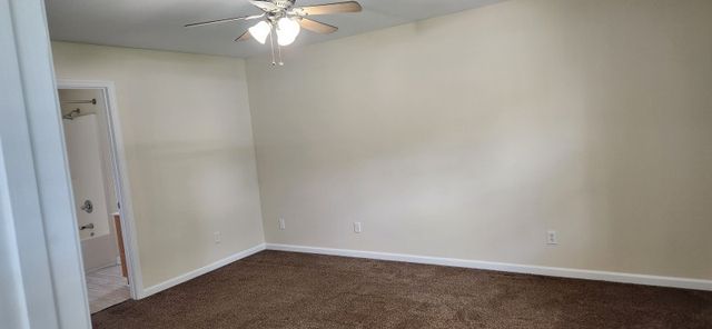11157 Challenge Dr, Bon Aqua, TN 37025