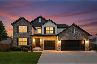 27329 W Deer Hollow Lane, Channahon, IL 60410